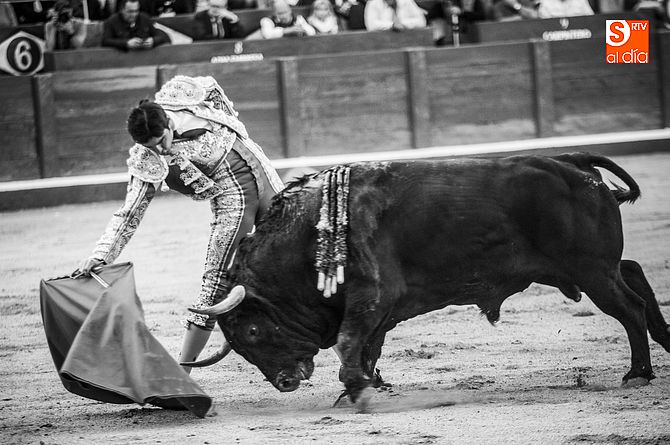 Rotunda actuación de Miguel Ángel Perera a Cortador | FOTOS: ADRIÁN MARTÍN