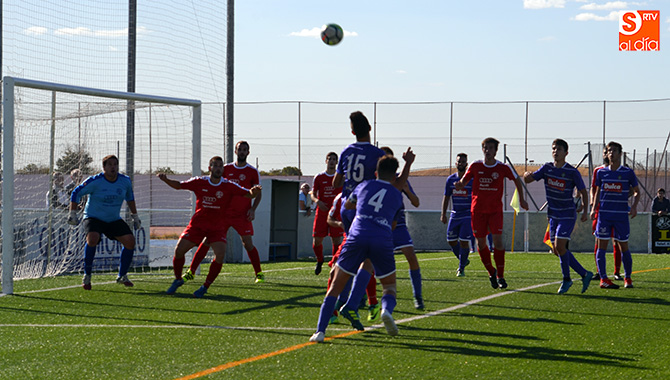 El CD Peñaranda caía 1-2 en el Luis García ante el Hergar Camelot