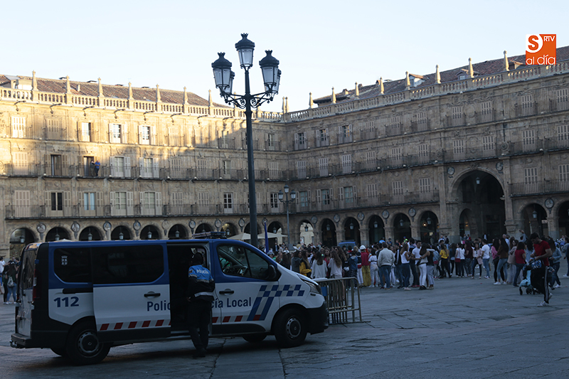 Novatadas en la Plaza Mayor de Salamanca (Foto de Álex López)
