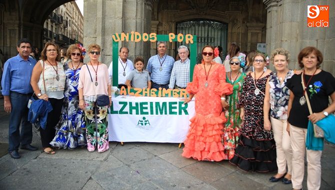 Acto en la Plaza Mayor en el Día Mundial del Alzheimer
