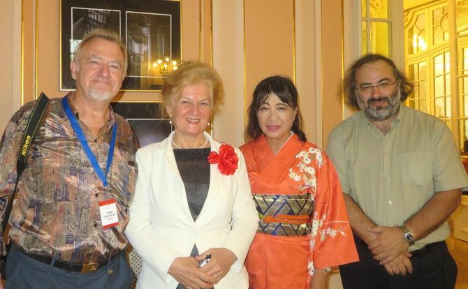  Los poetas Droogenbroodt, Bulzan, Uemura y Alencart