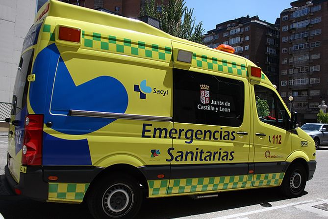 Dos jóvenes resultan heridos en un accidente de tráfico en La Bastida