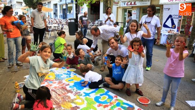 Un momento de las actividades programadas en la Plaza Carmelitas