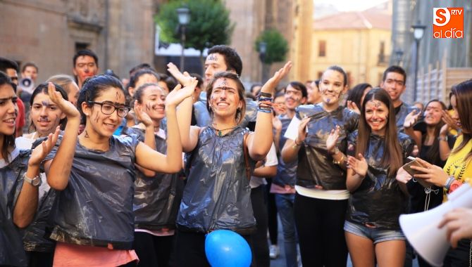 Así ‘sufrieron’ las novatadas los nuevos universitarios de la Facultad de Medicina  