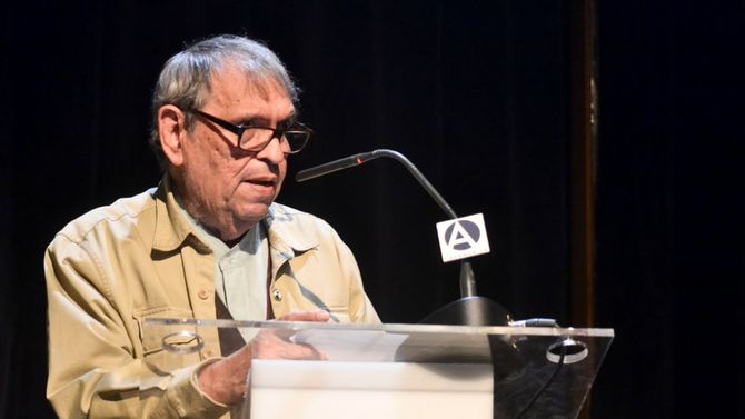 El poeta venezolano Rafael Cadenas