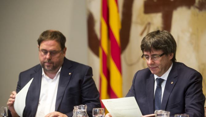 Puigdemont: Queremos vivir fuera de un Estado que impone y usa la fuerza bruta  