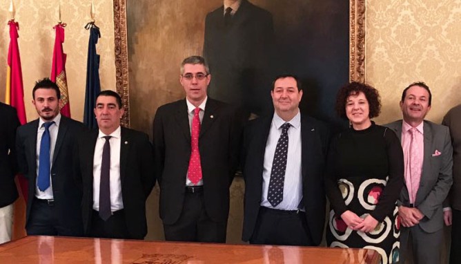 Directivos de la Confederación de Empresarios CES