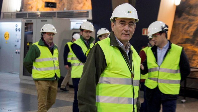 Ignacio Galán, presidente de Iberdrola, en una de sus visitas a las instalaciones de la compañía en España