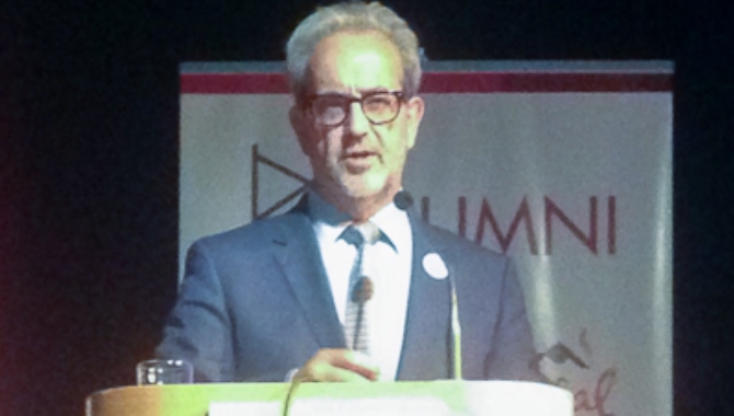 El rector defiende en Chile el VIII Centenario como una conmemoración de todo el sistema...