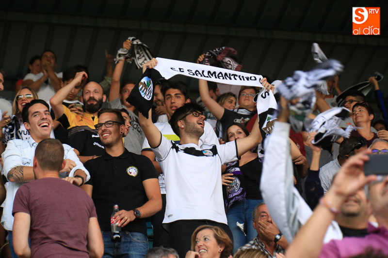 La salida de este tercer vehículo se producirá el propio domingo a partir de las 16 horas