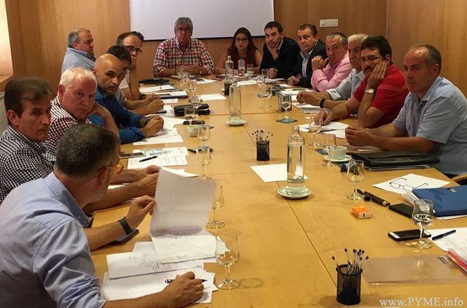 Los Instaladores Electricistas de Castilla y León se reúnen en Salamanca  