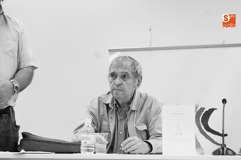 Foto 3 - La USAL homenajea a Rafael Cadenas, uno de los poetas más reconocidos de la América Hispana