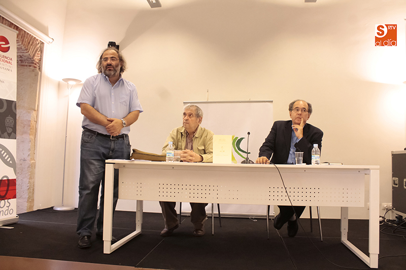Presentación del homenaje al profesor y autor venezolano Rafael Cadenas / Foto de Alejandro López
