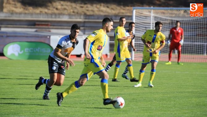 Unionistas muestra su raza y fe en otra gran remontada ante el Arandina (2-1)