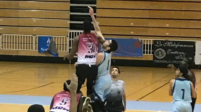 Aquimisa Carbajosa debuta en EBA con un triunfo