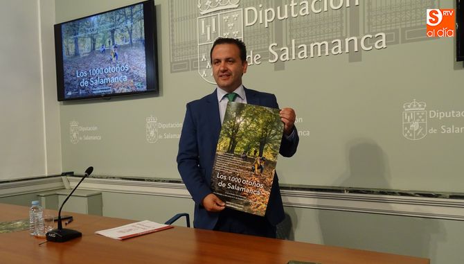 El diputado de Turismo, Javier García, en la presentación de la nueva iniciativa