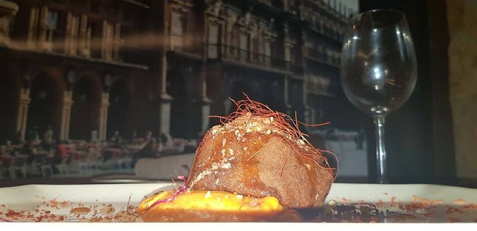 Javier Fuster agradece a Salamanca su acogida con una creación gastronómica  