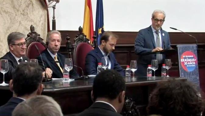 Intervención del rector de la USAL, Daniel Hernández Ruipérez, en la apertura de esta celebración académica