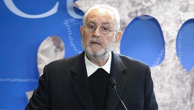 J. M. Sánchez Terrones caracterizando a Unamuno en otro Encuentro