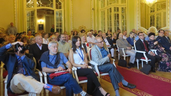 Inauguración del V Festival Mundial de Poesía Mihai Eminescu