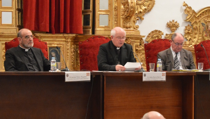 El arzobispo de Santiago de Compostela clausura las XLIX Jornadas de Teología Pensar la Moral Cristiana