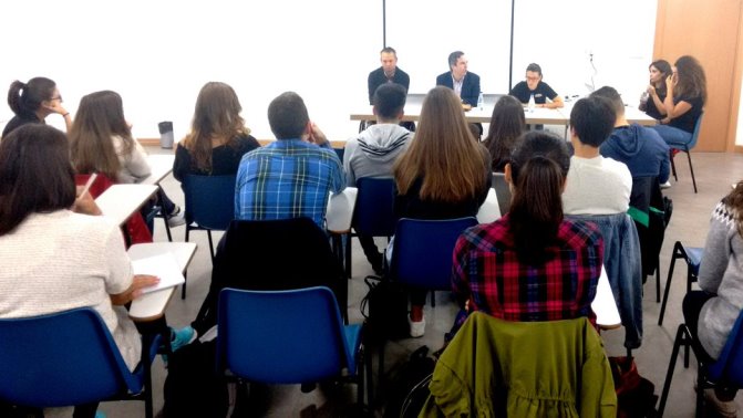 Charla de Sánchez Guijo sobre superación y valores deportivos