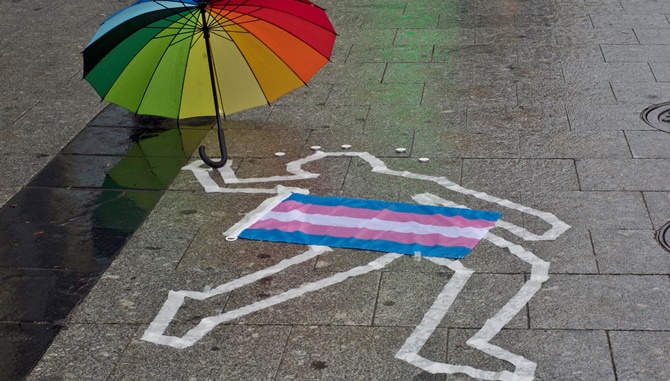 Iguales demanda dejar de considerar enfermas a las personas trans