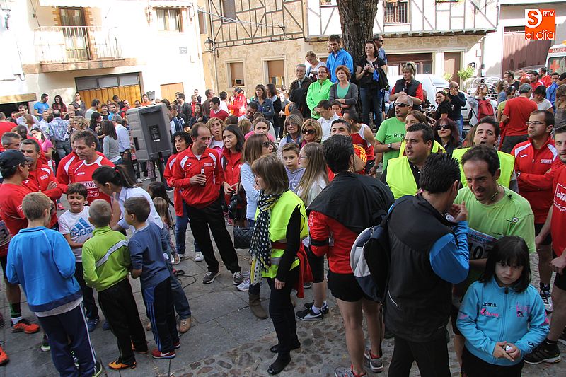 La plaza Mayor se volverá a llenar de público para conocer la ruta de los Lagares Rupestres