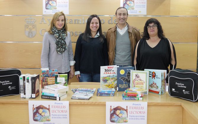 El Ayuntamiento acerca la biblioteca a los vecinos con el programa ‘Familias Lectoras’  