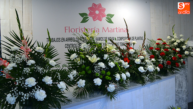 Floristeria Martina ya trabaja intensamente para ofrecer lo mejor el día de los Santos desde sus establecimientos en la Avda de Salamanca y la calle San Francisco