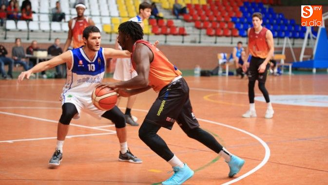 El Aquimisa Carbajosa sufre en Chantada su primera derrota (71-65)  