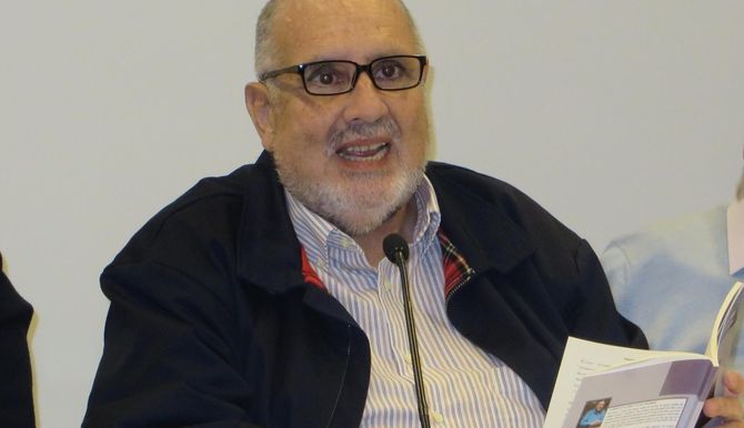 El poeta y ensayista Enrique Viloria Vera