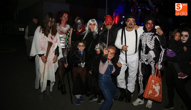 Disfraces y buen ambiente en la noche más terrorífica. Fotos: Alberto Martín