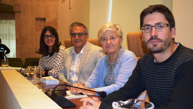 Los cuatro concejales de Ganemos Salamanca, en el salón de plenos