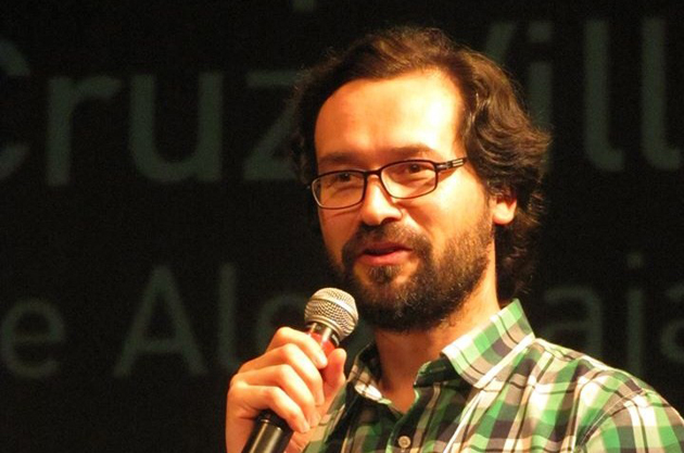 El poeta chileno Luis Cruz-Villalobos