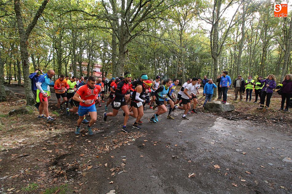 Un total de 43 corredores tomaron la salida de la primera Trail Vertical de la Peña de Francia