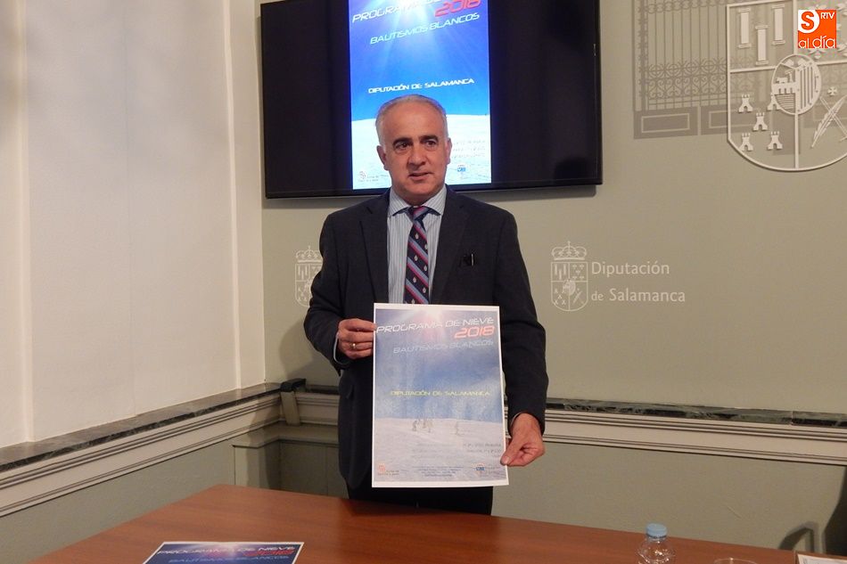 El diputado de Deportes, Jesús María Ortiz, durante la presentación de la nueva edición de Bautismos Blancos