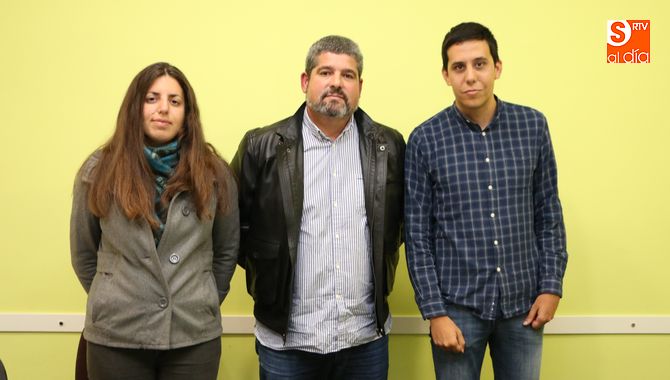 jorge Rodríguez, en el centro, junto a integrantes de Salamanca Antinuclear