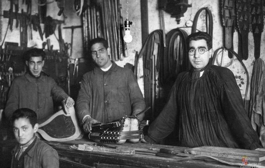 La exposición fotográfica ‘Oficios tradicionales en Castilla y León’ llega al Centro...