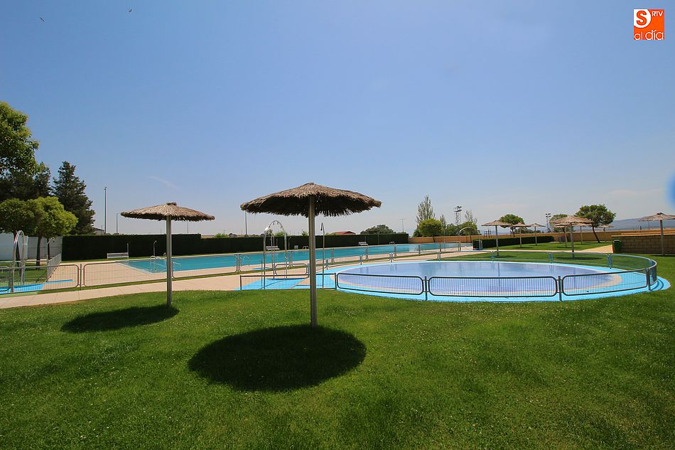 Las personas con movilidad reducida obtendrán descuento en el acceso a la piscina municipal