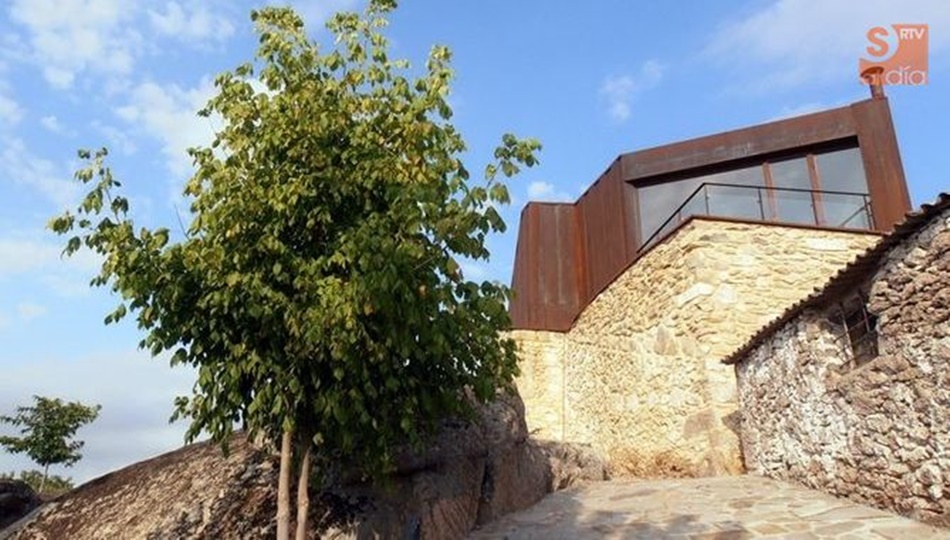 El Museo de la Falla acoge la exposición del concurso de fotografía sobre el otoño en Juzbado