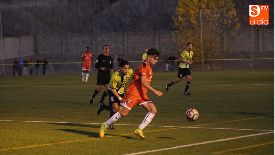 El Salmantino UDS B supera al Helmántico en un emocionante encuentro