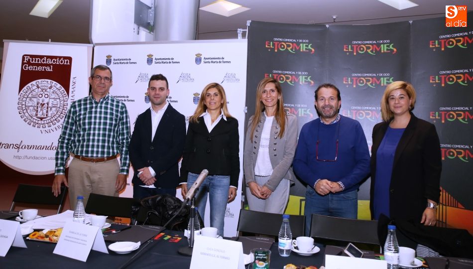 Momento de la presentación del proyecto gastronómico en el CC El Tormes