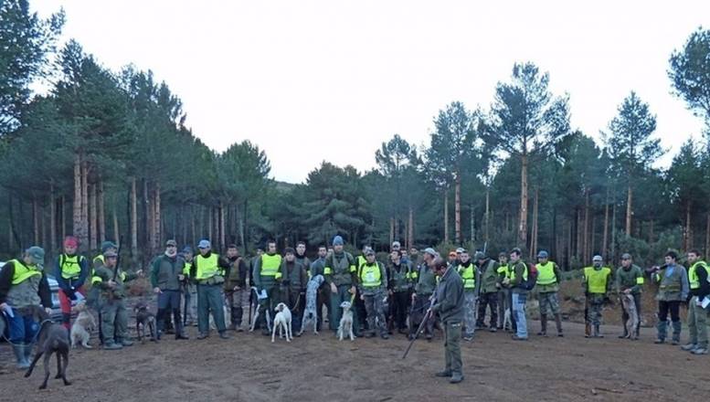 Los 50 mejores cazadores de menor con perro de España estarán el sábado en La Fregeneda