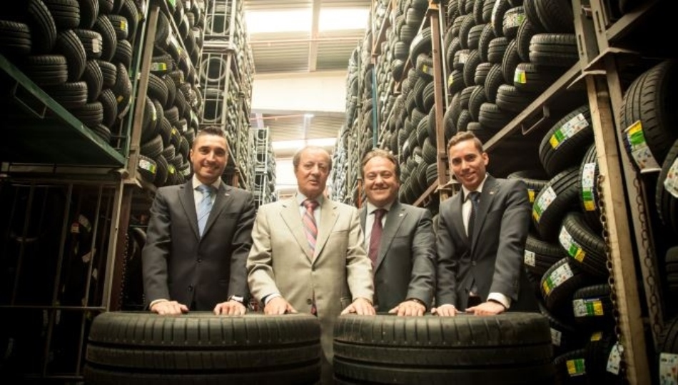 El Grupo Andrés Neumáticos es una empresa familiar, a la que ya  se han incorporado los dos hijos de su fundador