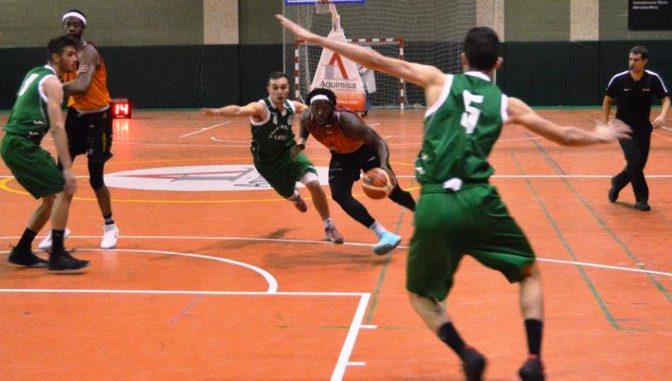 Un momento del partido de este viernes en Carbajosa