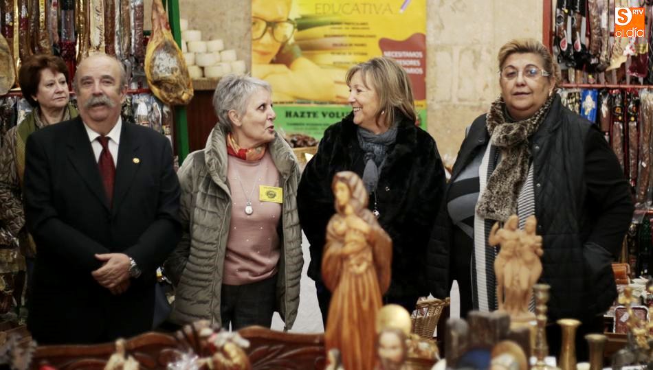 La concejal de Familia e Igualdad de Oportunidades, Cristina Klimowitz, en el Rastrillo de los Pobres / Foto de Alejandro López