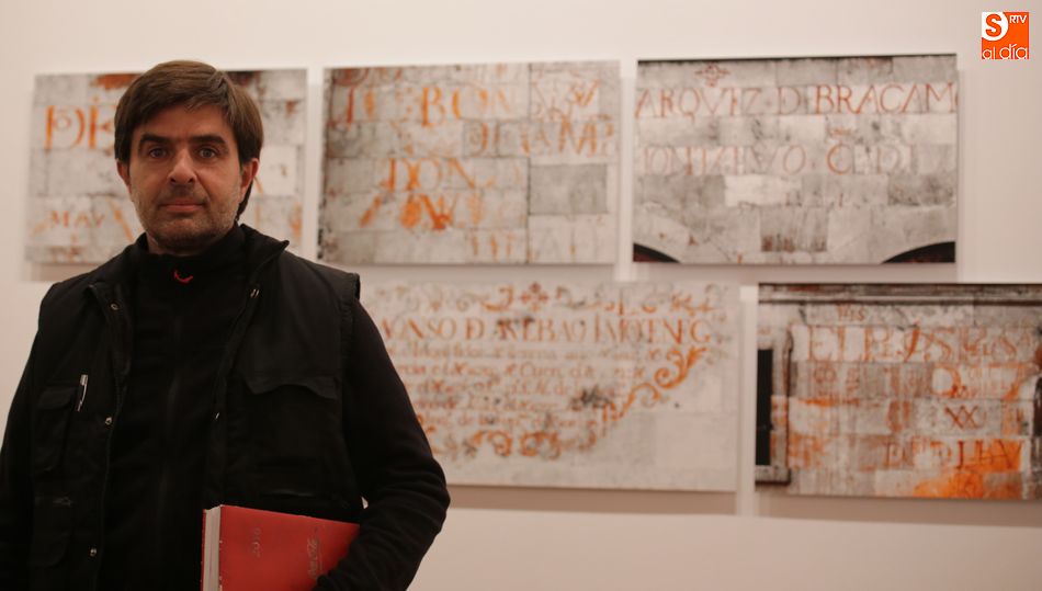 Exposición De vitores y letras en la sala Cielo de Salamanca / Foto de Alberto Martín