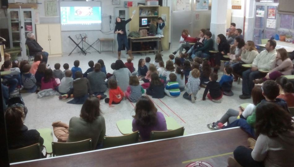 Cuentacuentos bilingüe en el CEIP Miguel Hernández