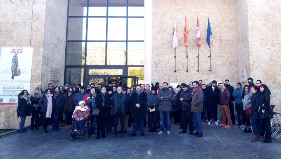 Imagen de un acto celebrado a la sede de Cruz Roja Salamanca.